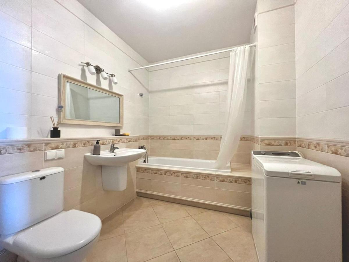 Apartment On Avenue Taikos 120 C Klaipėda Dış mekan fotoğraf